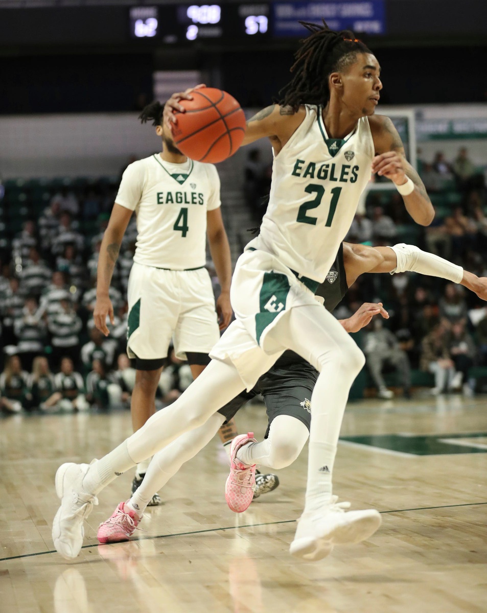 Emoni Bates is a risky 2023 NBA draft pick