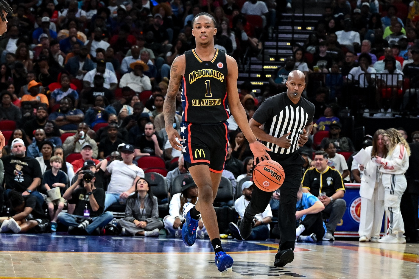 Mar 28, 2023; Houston, TX, USA; McDonald's All American West forward Ron Holland (1) in action during the first half against the McDonald's All American East at Toyota Center. Mandatory Credit: Maria Lysaker-USA TODAY Sports