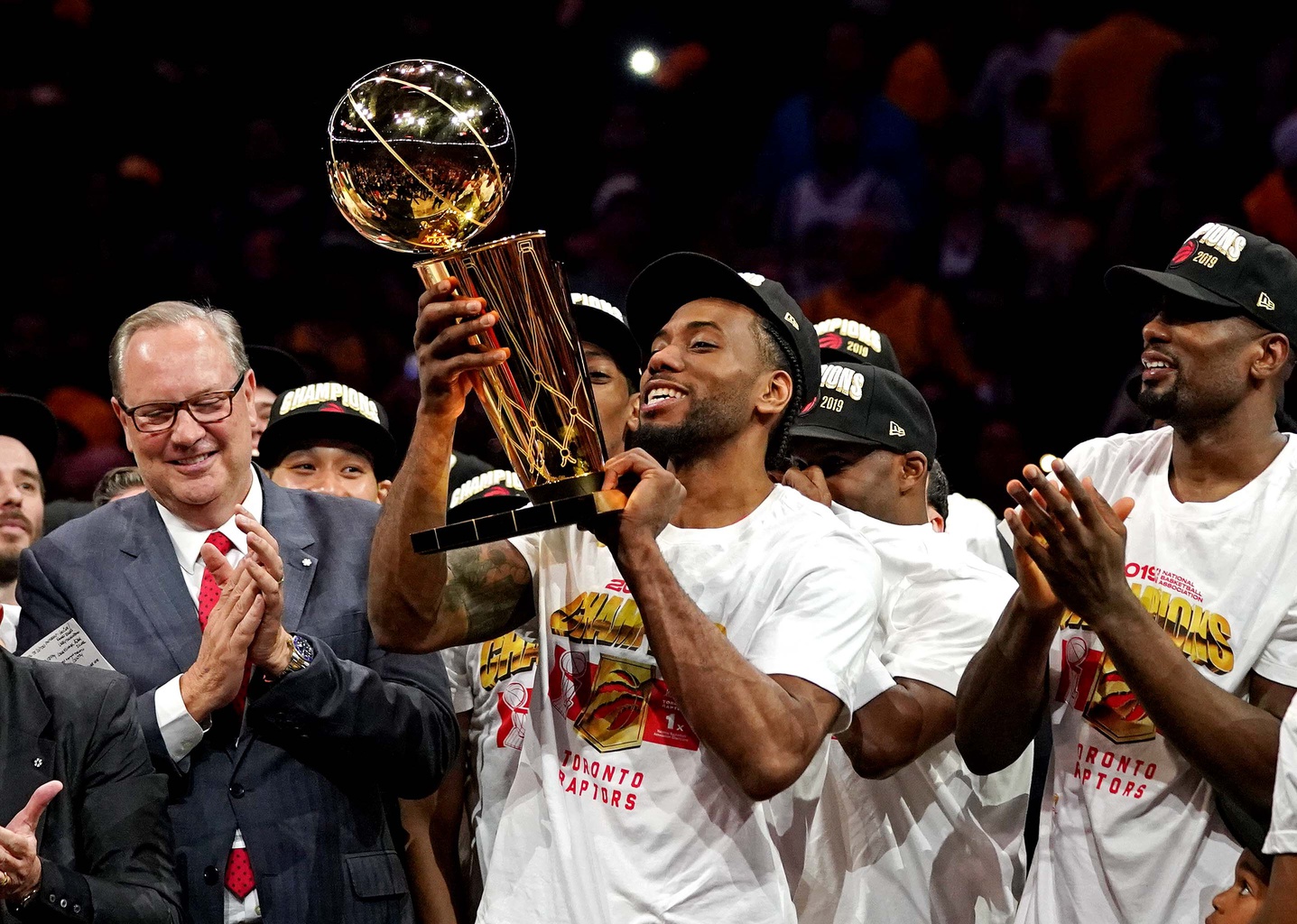 Toronto Raptors forward Kawhi Leonard (2) celebrates with the Larry O'Brien Trophy