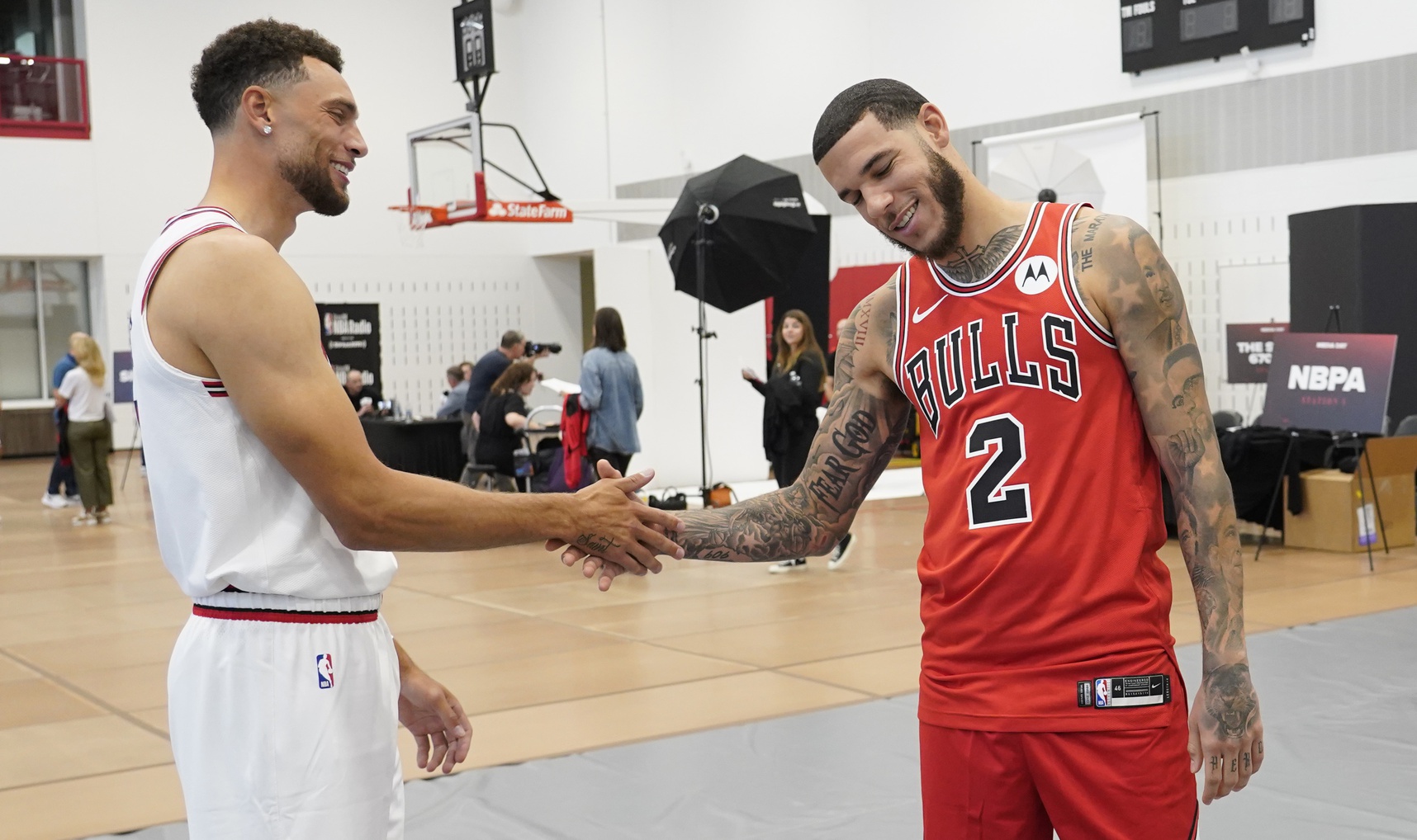 Chicago Bulls guard Zach LaVine (8) and guard Lonzo Ball (2) talk