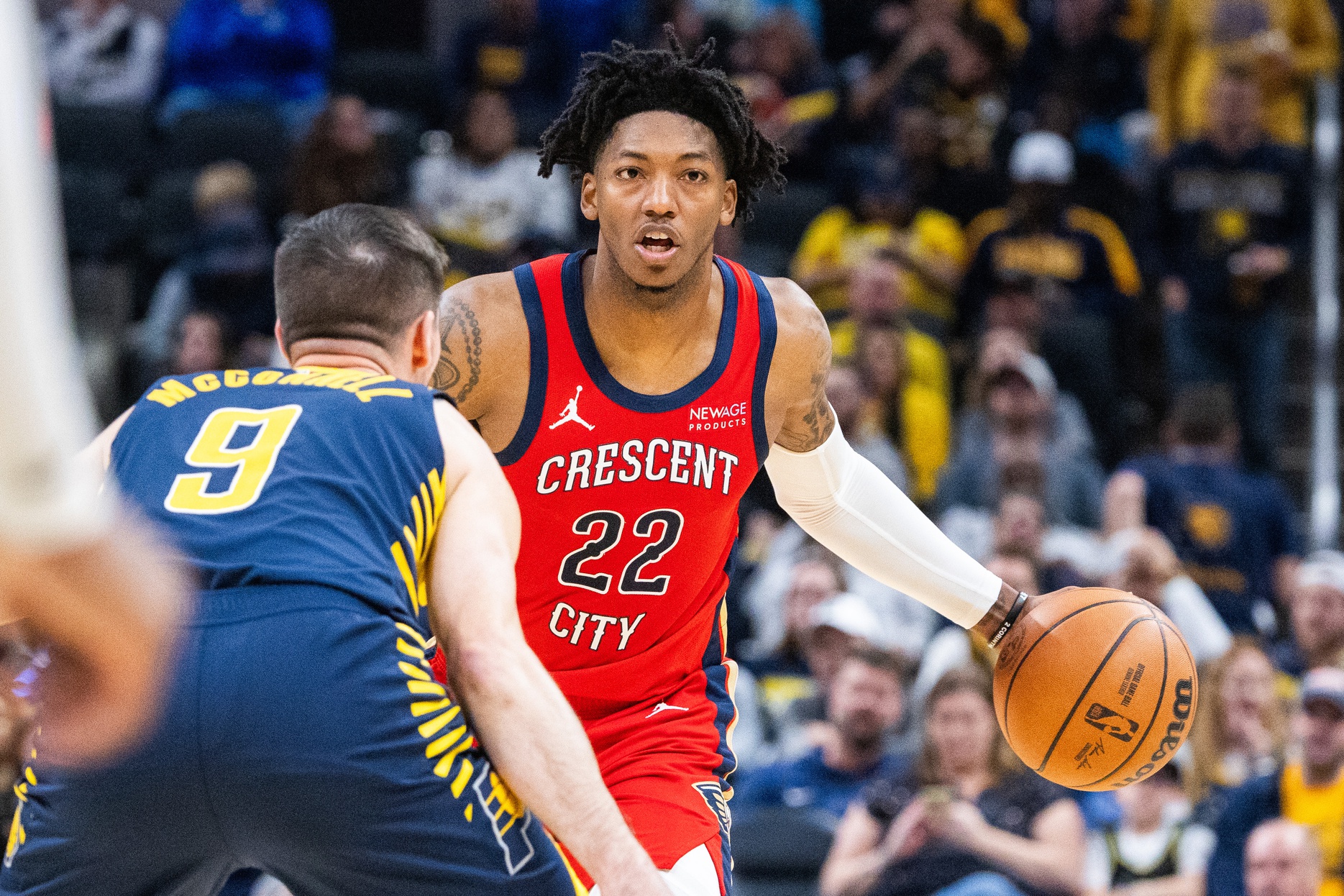 New Orleans Pelicans guard Elfrid Payton (22) dribbles the ball