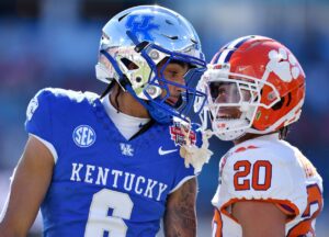 Kentucky Falls In TaxSlayer Thriller