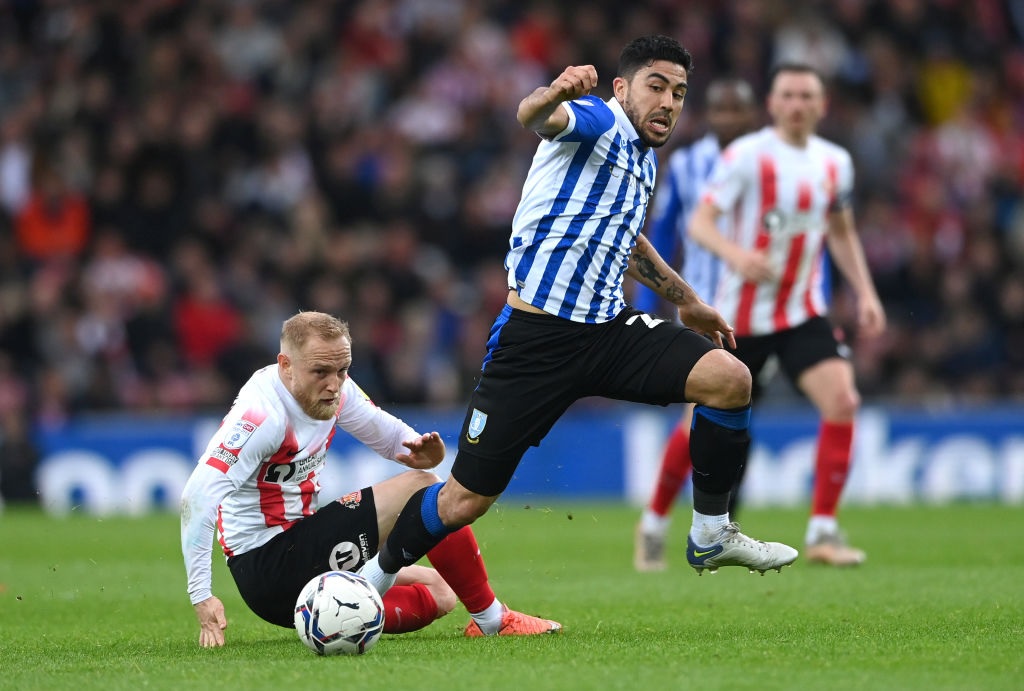 Former Sheffield Wednesday Man Luongo shakes off tackle