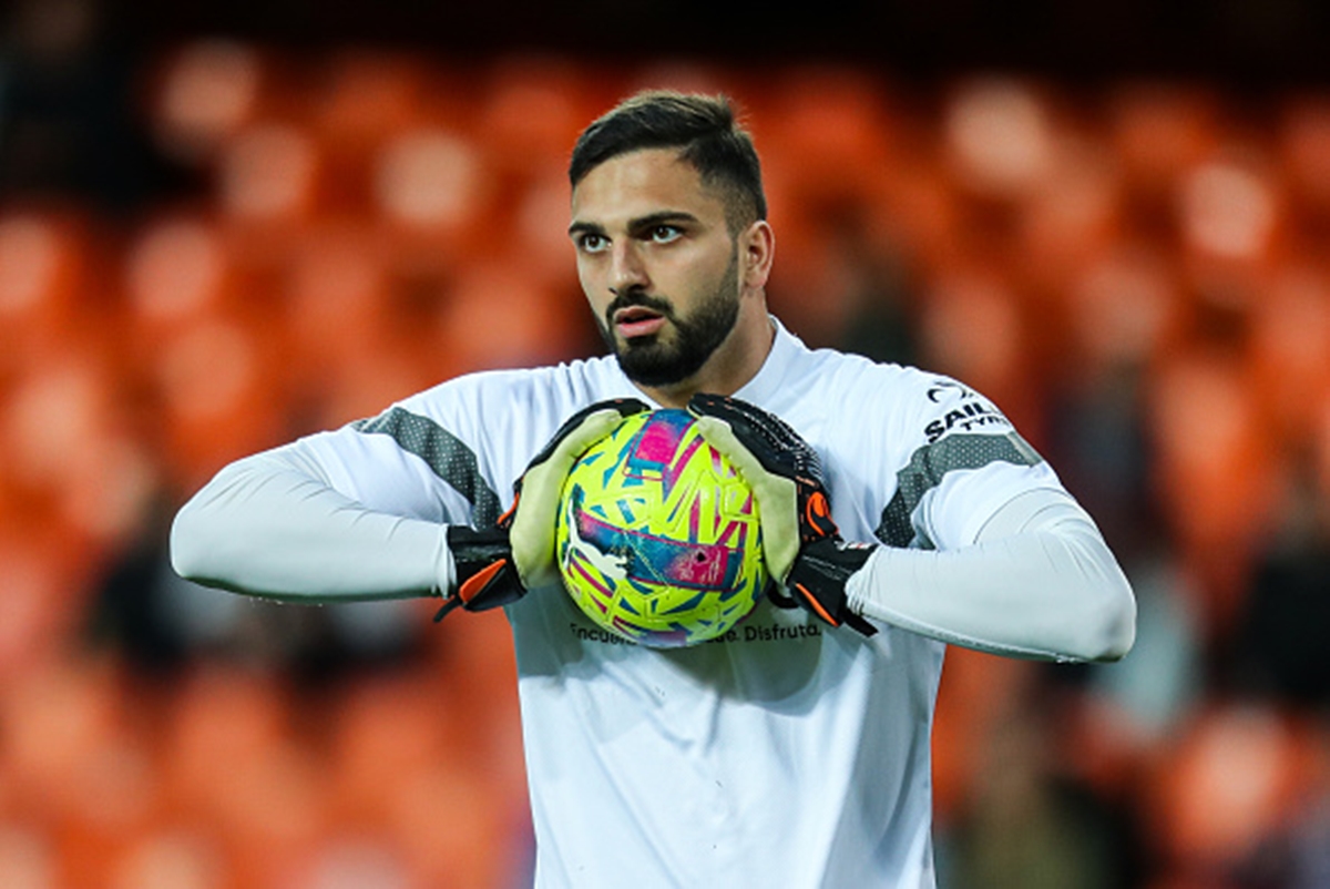 Giorgi Mamardashvili warming up before a match