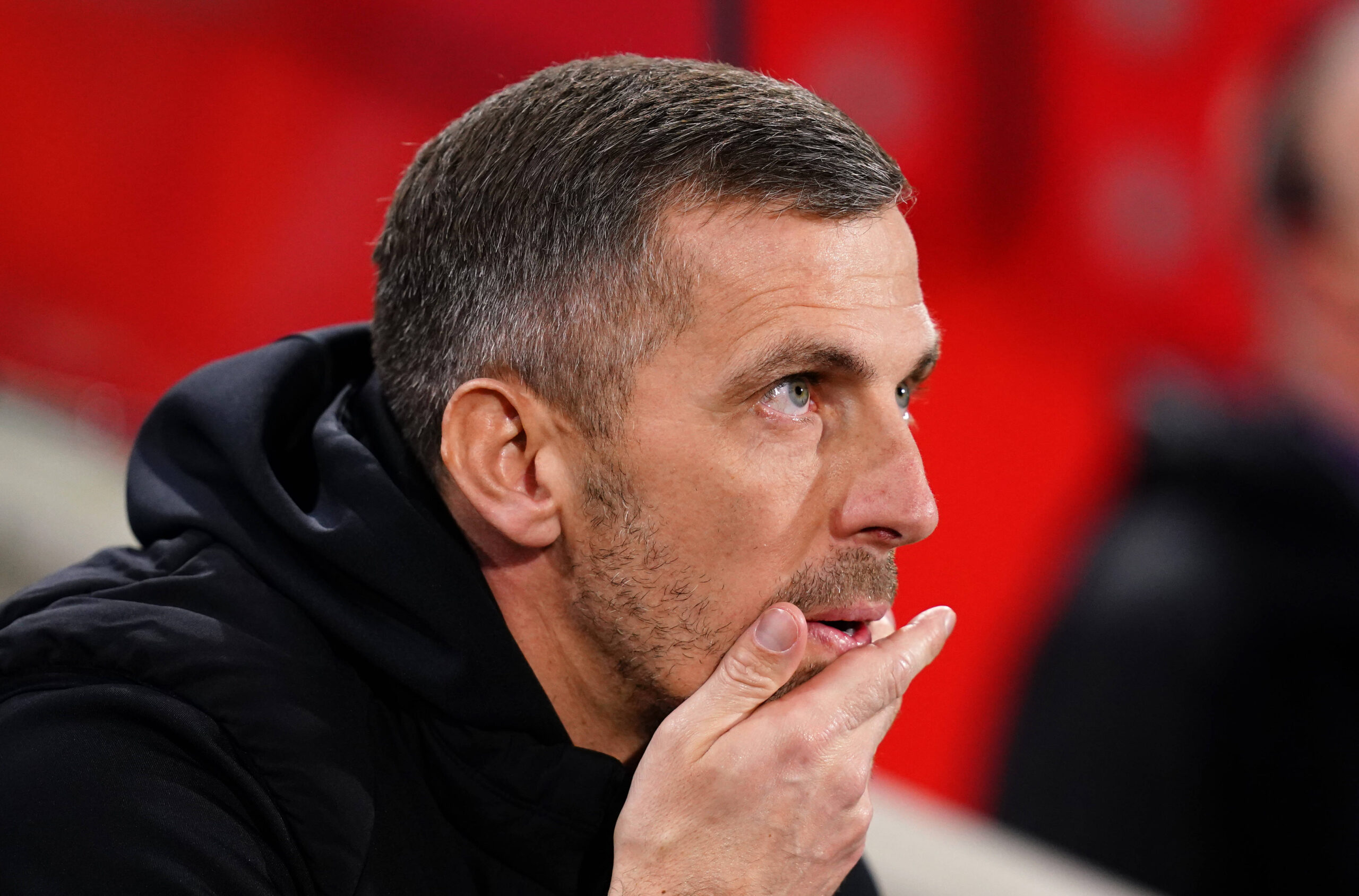 Gary O'Neil of Wolves watches his team from the touchline