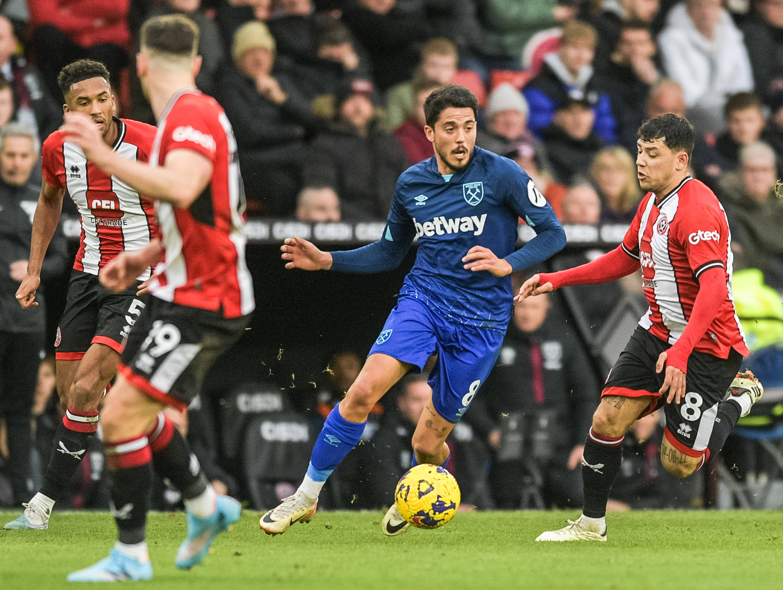 Pablo Fornals is set to leave West Ham for La Liga side, Real Betis