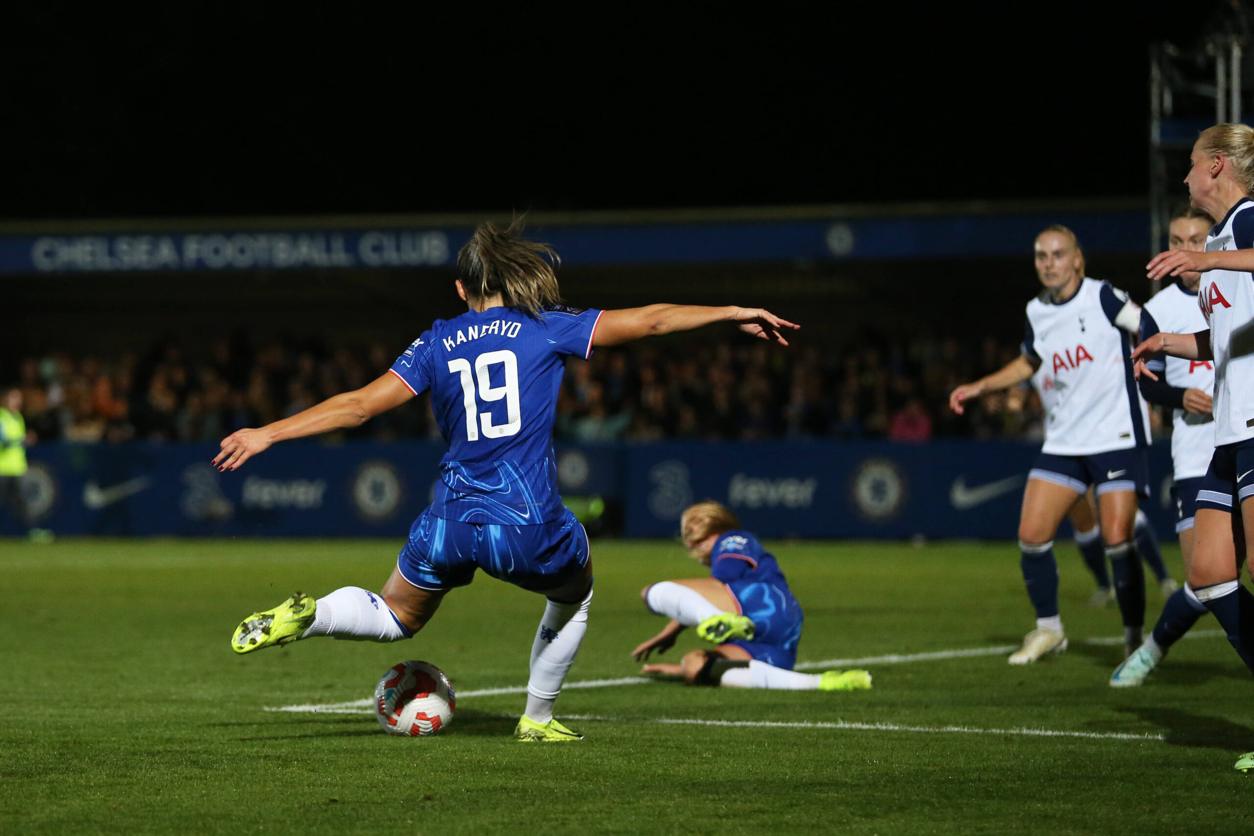 Johanna Rytting Kaneryd lines up a shot