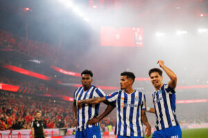 Samu celebrating Porto goal