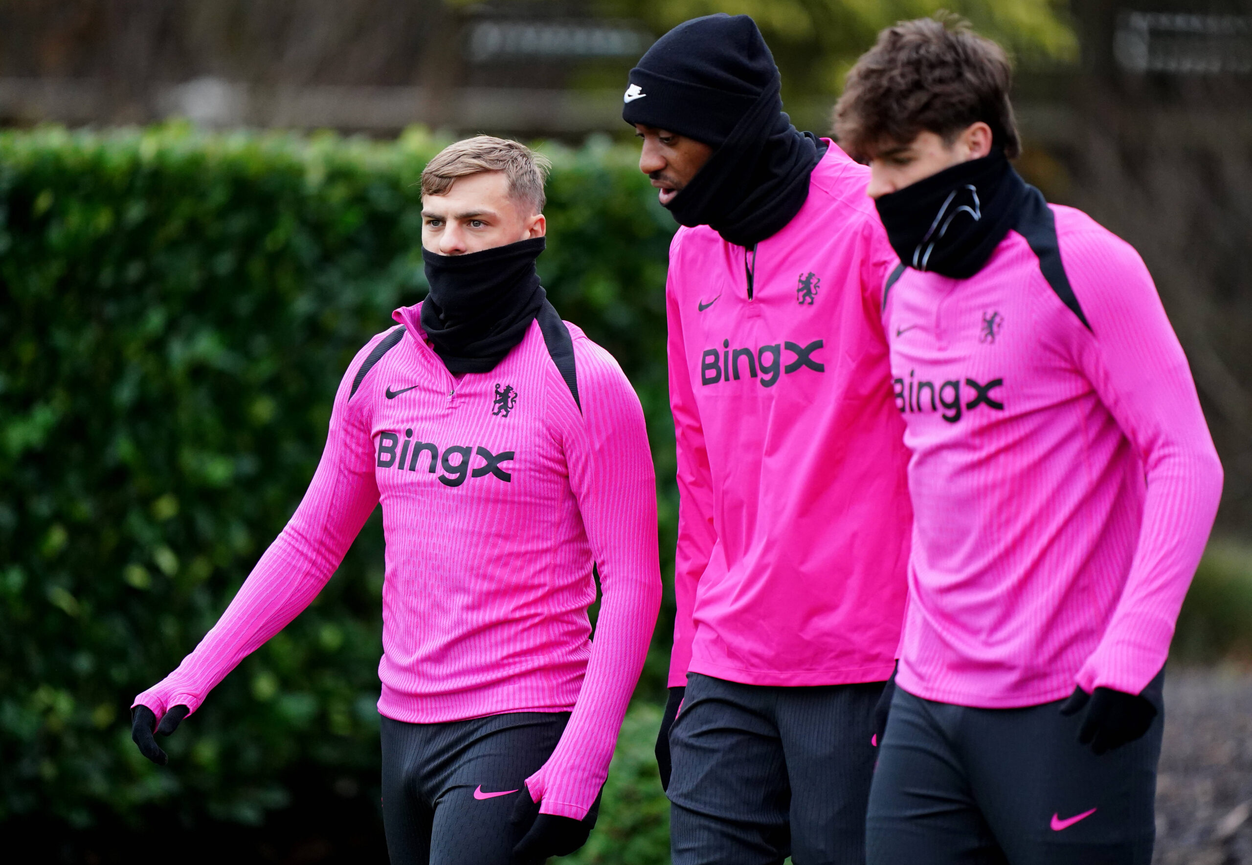 CHelsea players in training