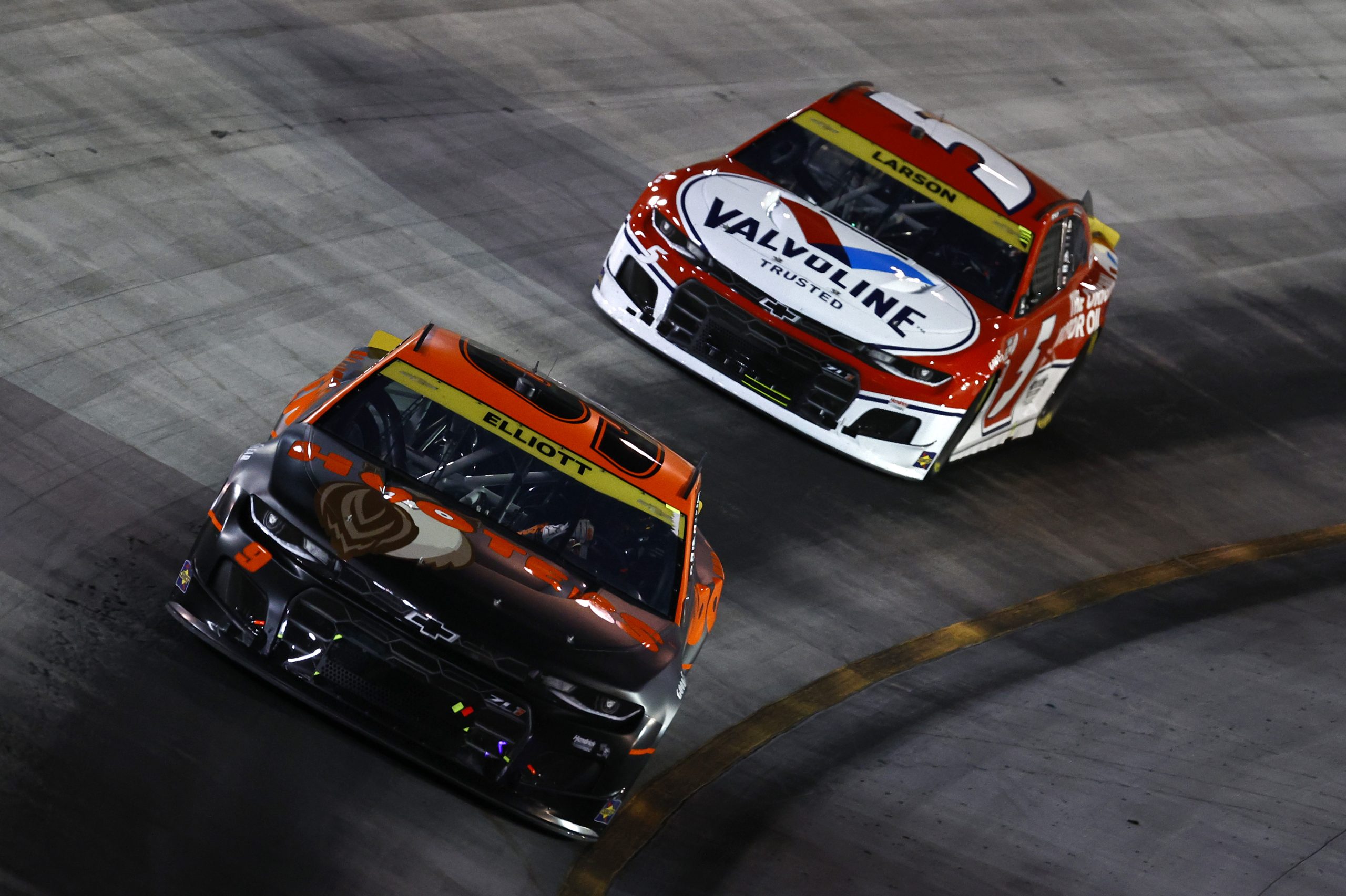 Chase Elliott and Kyle Larson at the nascar bristol night race