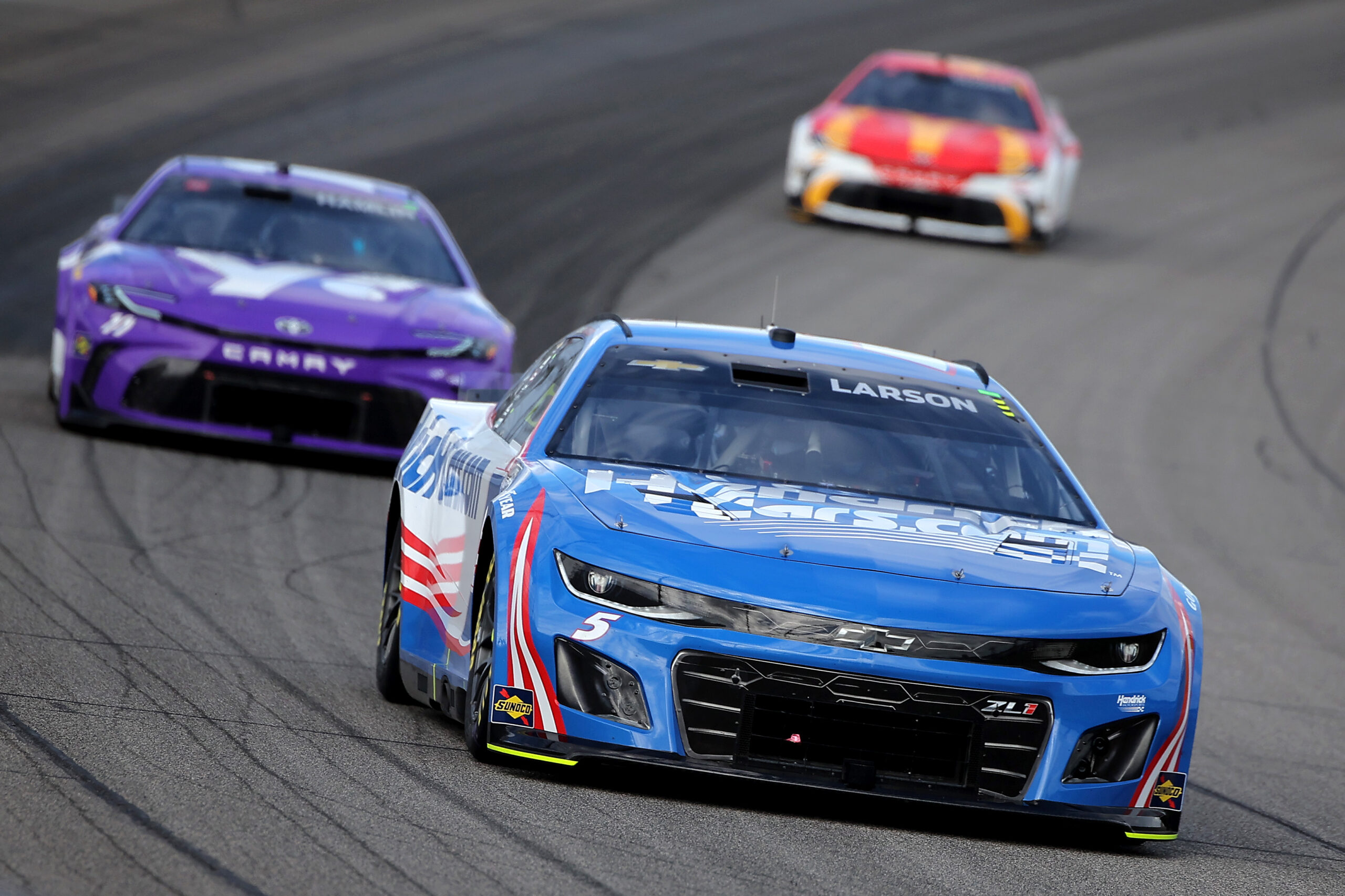 BROOKLYN, MICHIGAN - AUGUST 18: Kyle Larson, driver of the #5 HendrickCars.com Chevrolet, drives during the NASCAR Cup Series FireKeepers Casino 400 at Michigan International Speedway on August 18, 2024 in Brooklyn, Michigan. (Photo by Jonathan Bachman/Getty Images)