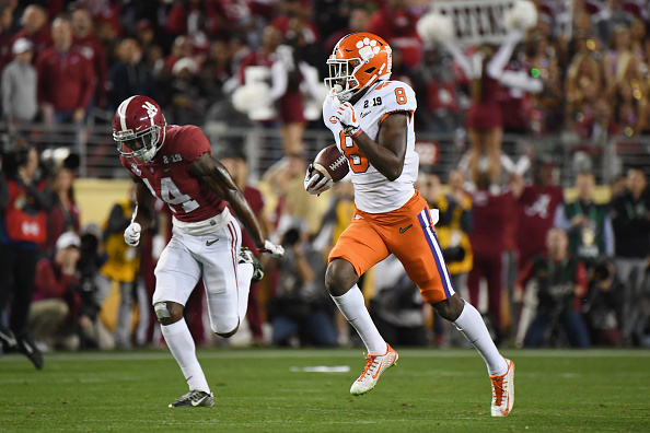 Justyn Ross against the Alabama Crimson Tide as a ball-carrier