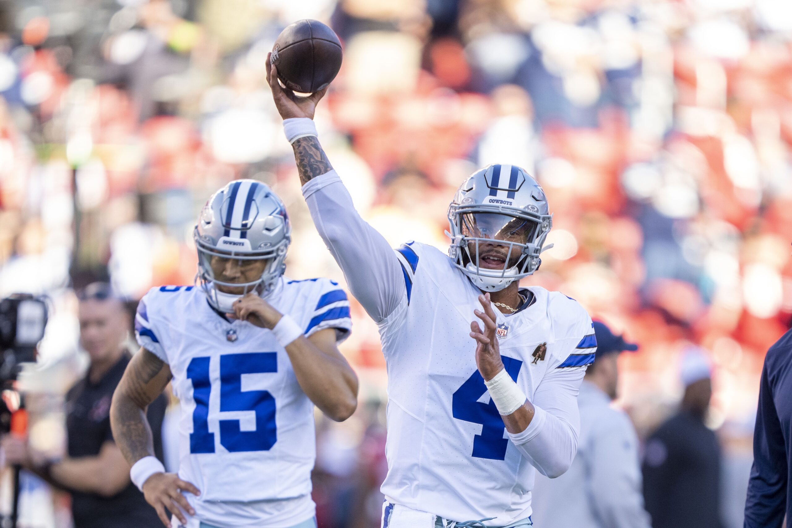 Cowboys quarterback linked trade