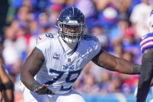 Titans Lineman Suffers Injury