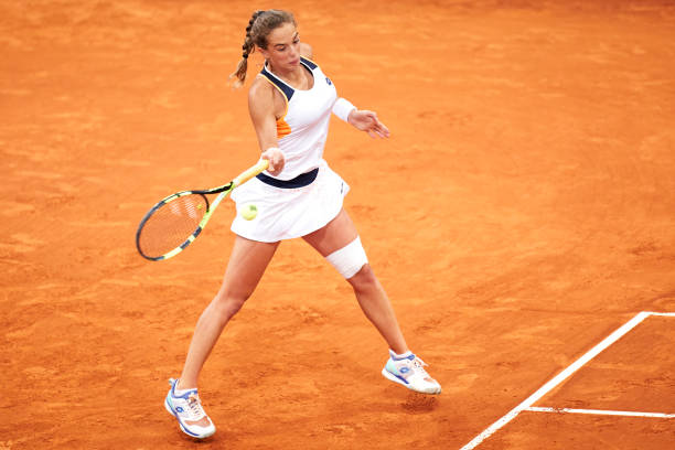 Lucia Bronzetti in action ahead of the WTA Rabat Open.