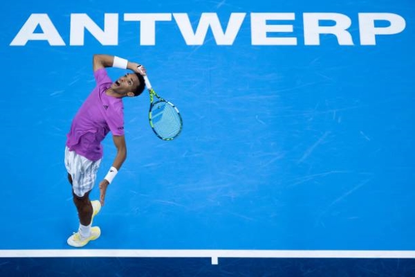 Felix Auger-Aliassime in action at the ATP Antwerp Open.