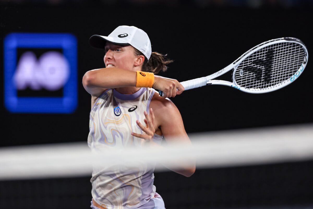 Iga Swiatek in action at the 2022 Australian Open.