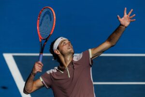 Taylor Fritz in action.