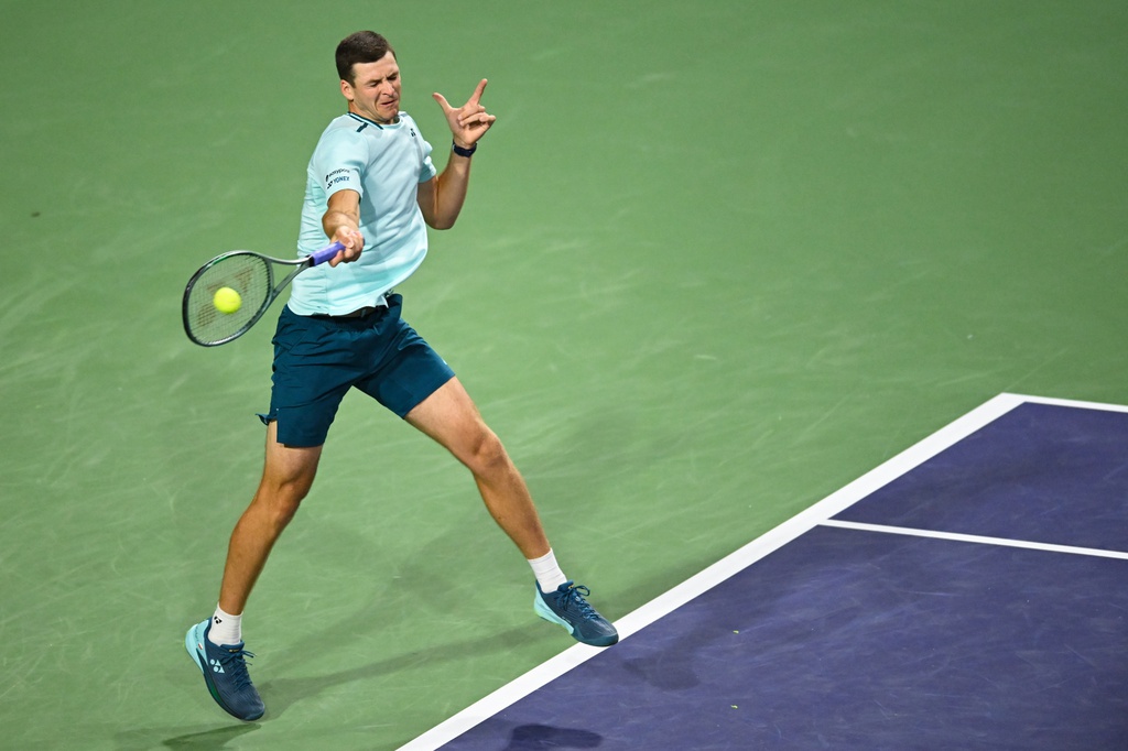 Hubert Hurkacz in action ahead of the ATP Halle Open.